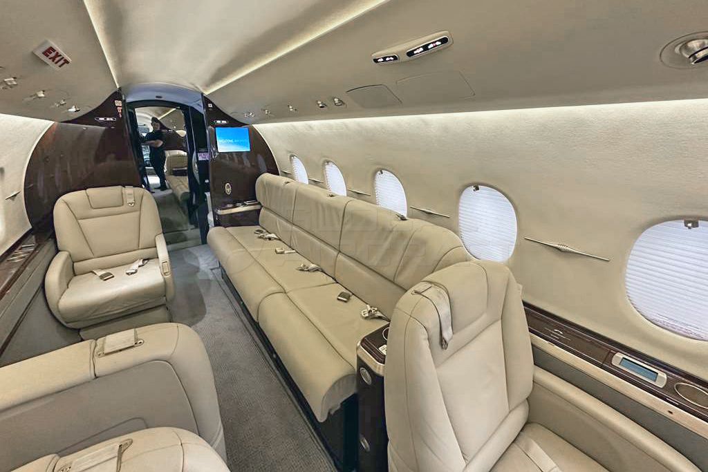HAWKER 4000 2011 — foto 8 de 12