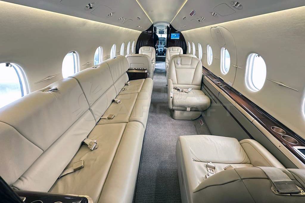 HAWKER 4000 2011 — foto 9 de 12