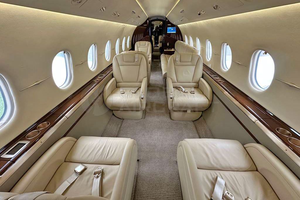 HAWKER 4000 2011 — foto 6 de 12