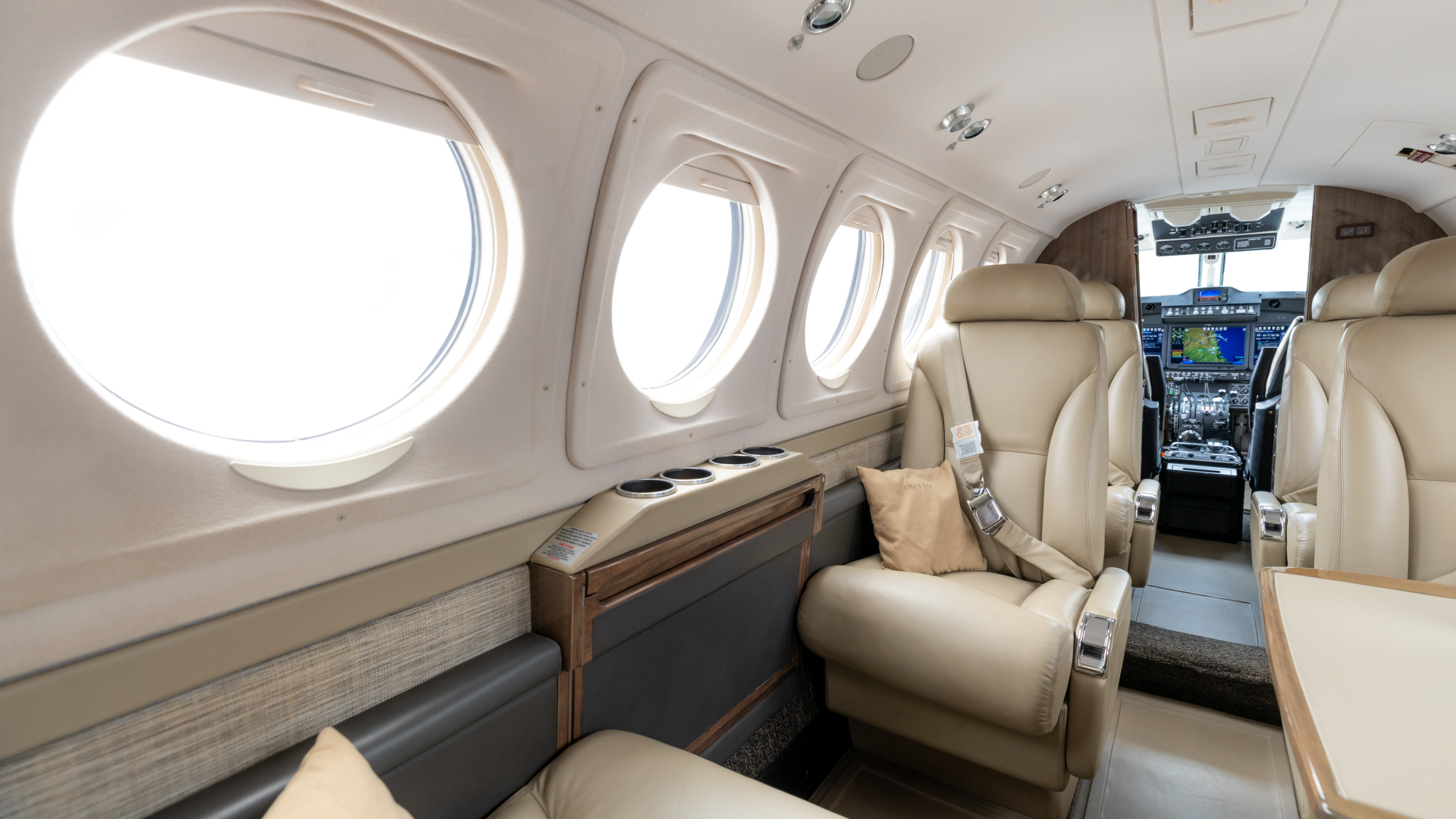 Beechcraft King Air 250 2018, photo 6