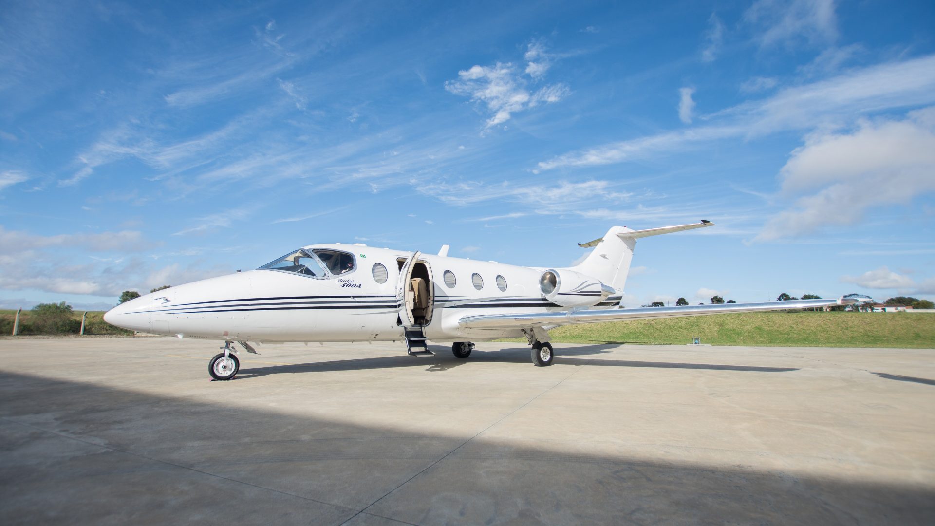 RAYTHEON AIRCRAFT HAWKER 400A 2002 — foto 5 de 9