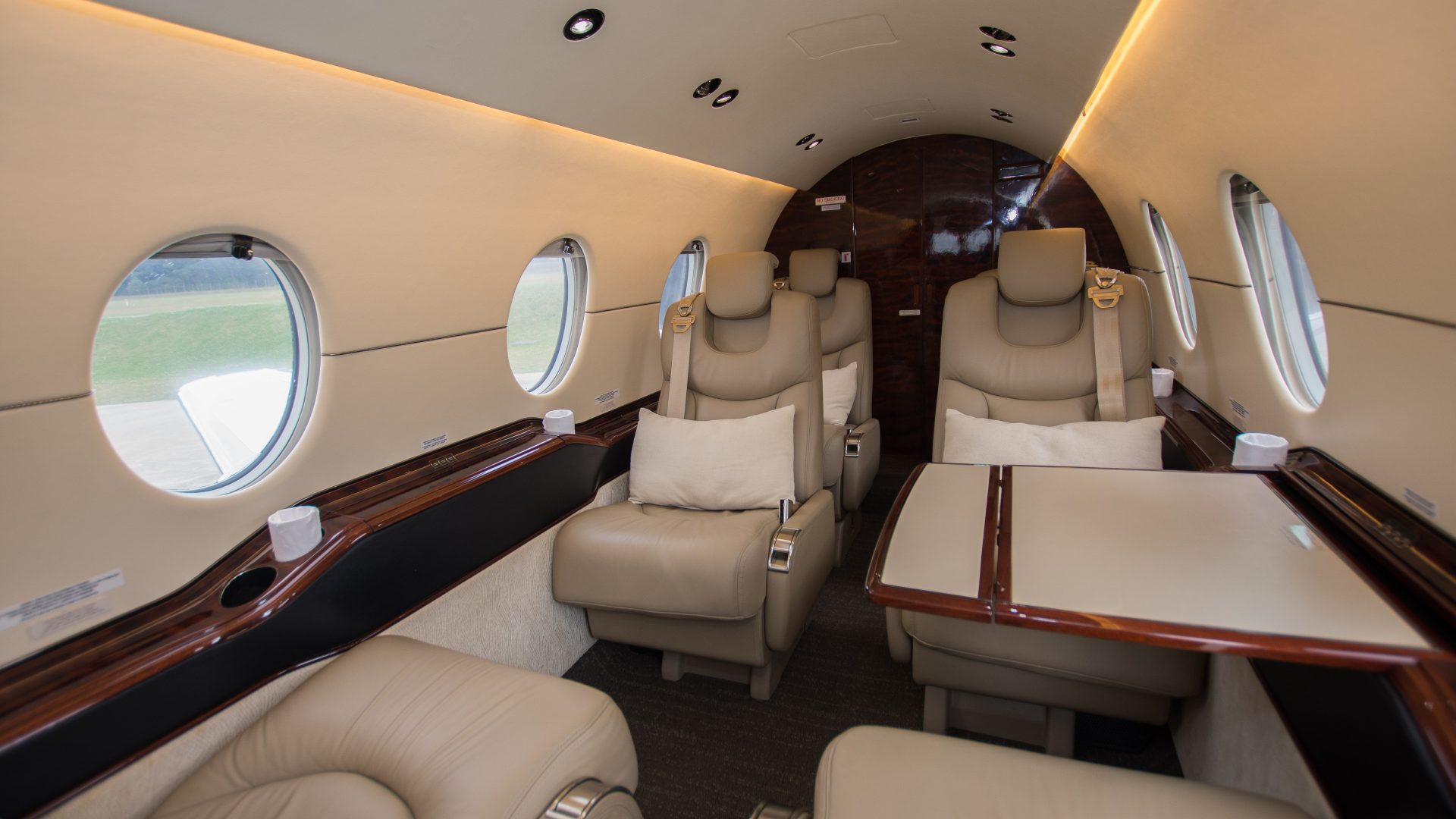 RAYTHEON AIRCRAFT HAWKER 400A 2002 — foto 9 de 9