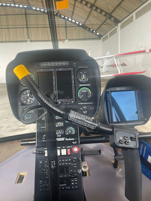 R66 TURBINE 2015 — foto 5 de 7