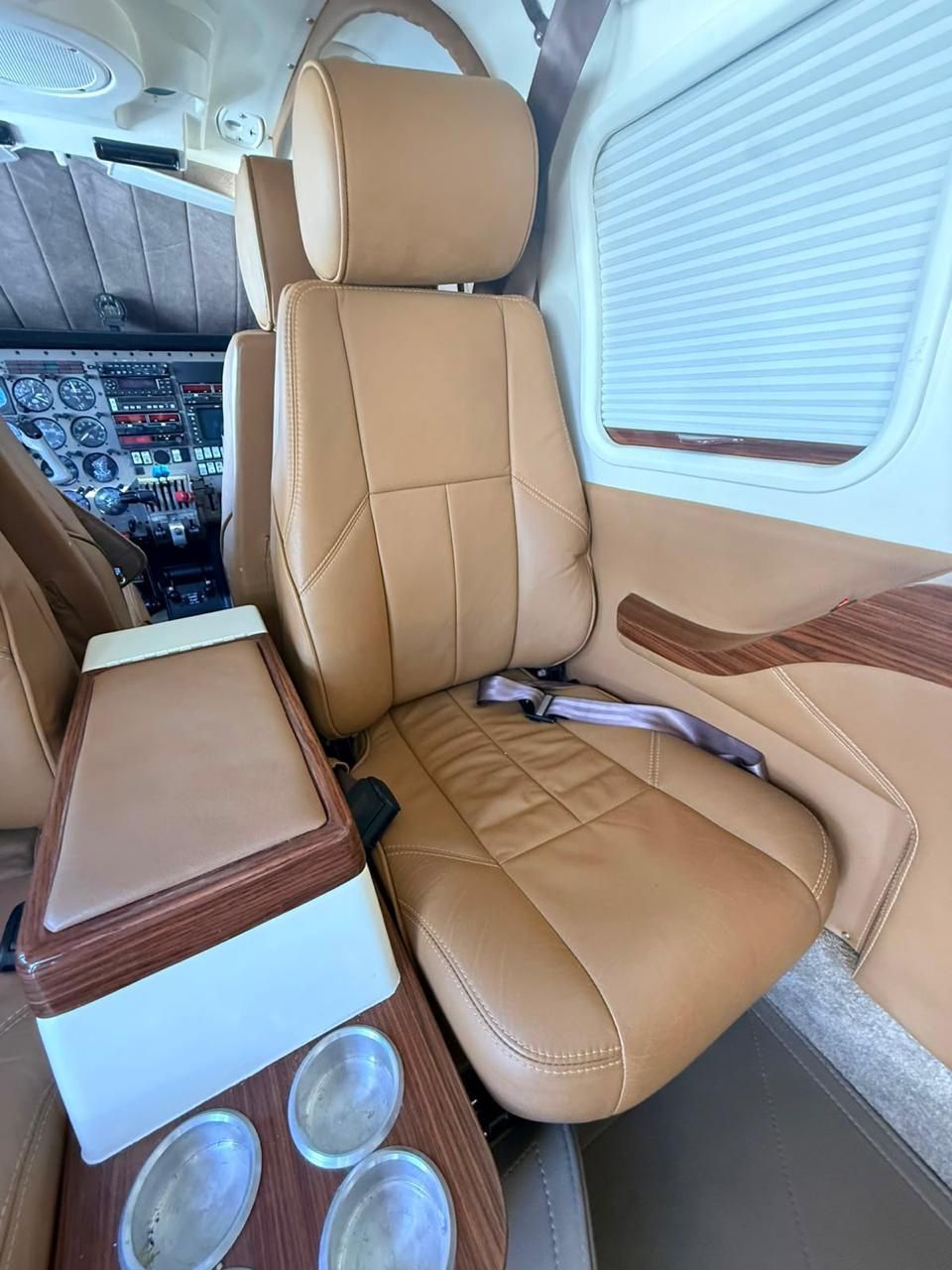 PIPER SENECA IV 1995 — foto 3 de 7