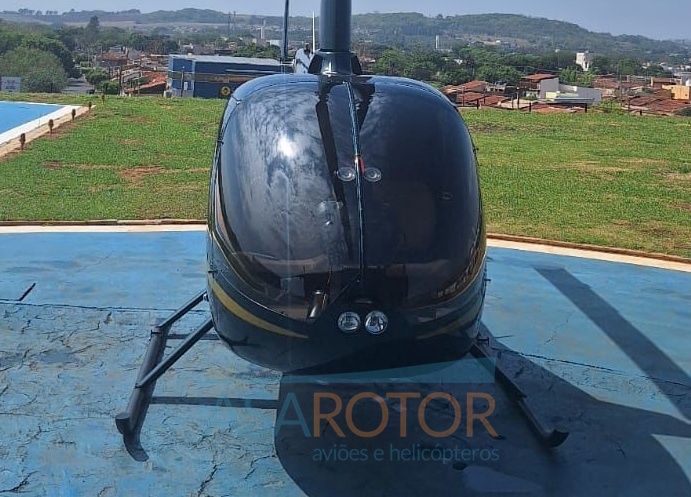 ROBINSON R66 TURBINE 2013 — foto 3 de 8