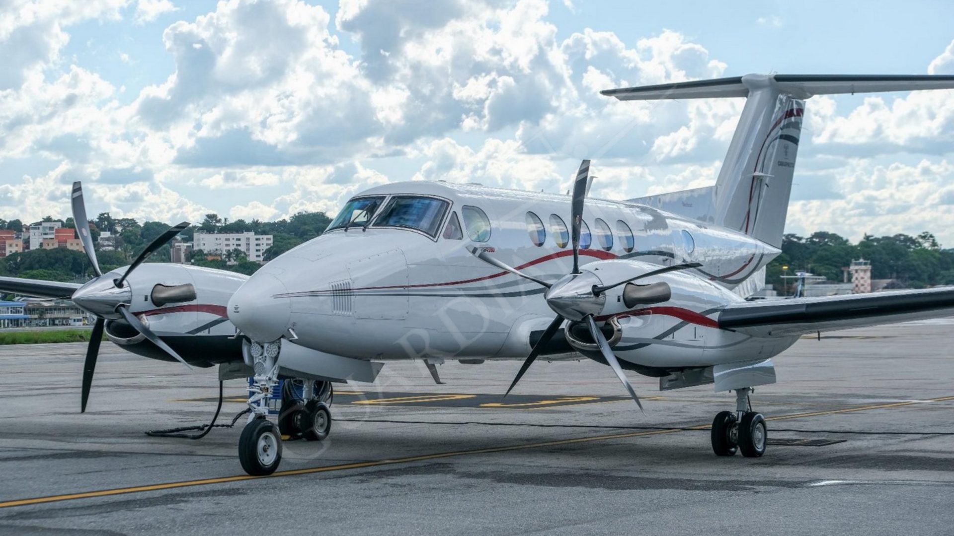 BEECHCRAFT KING AIR B250 2018 — foto 3 de 11