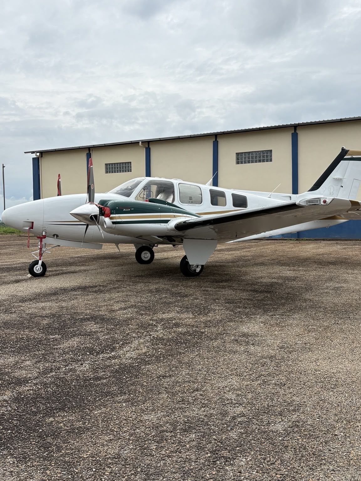 Beechcraft Baron G58 2008, photo 7