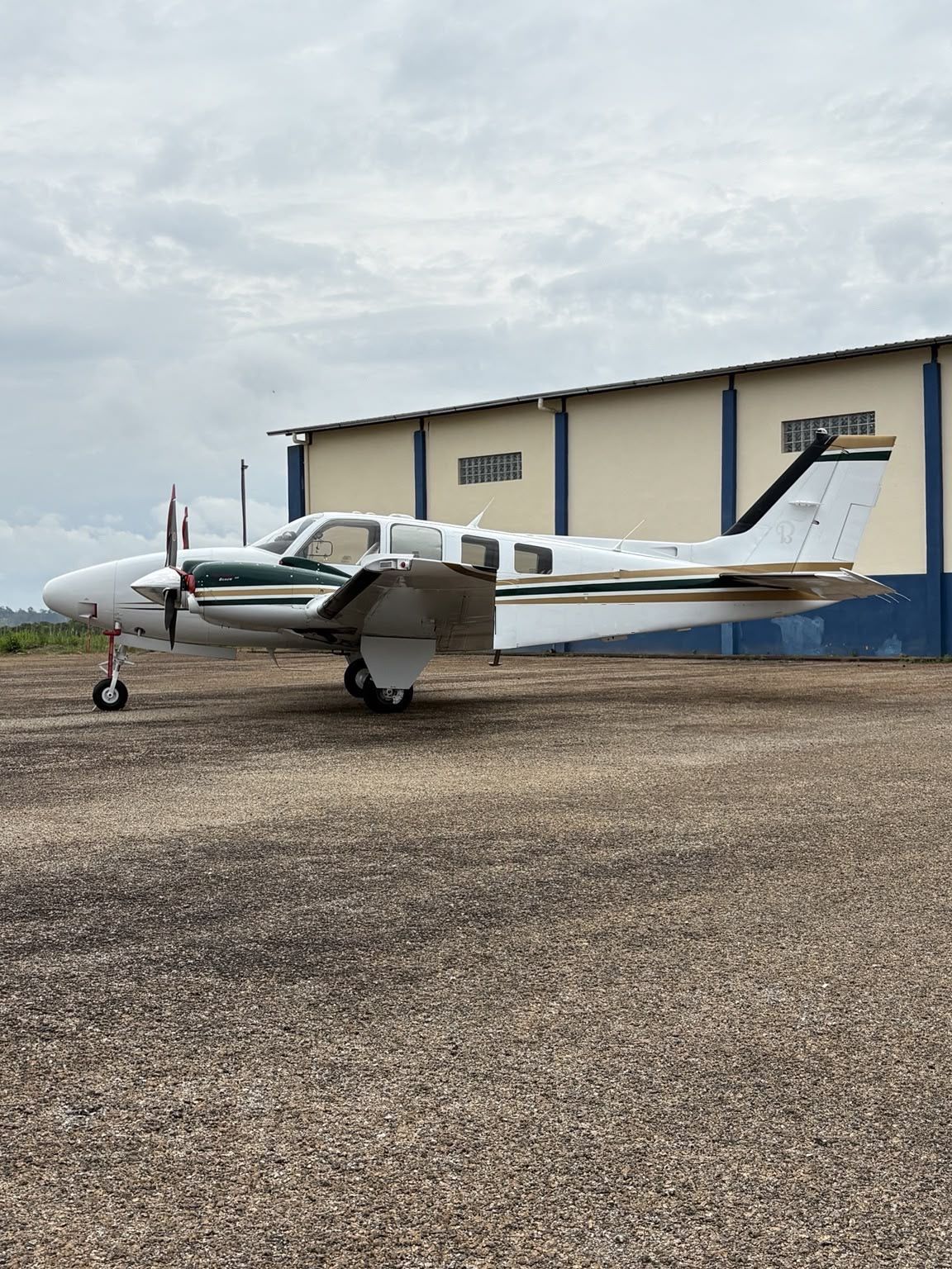 Beechcraft Baron G58 2008, photo 14