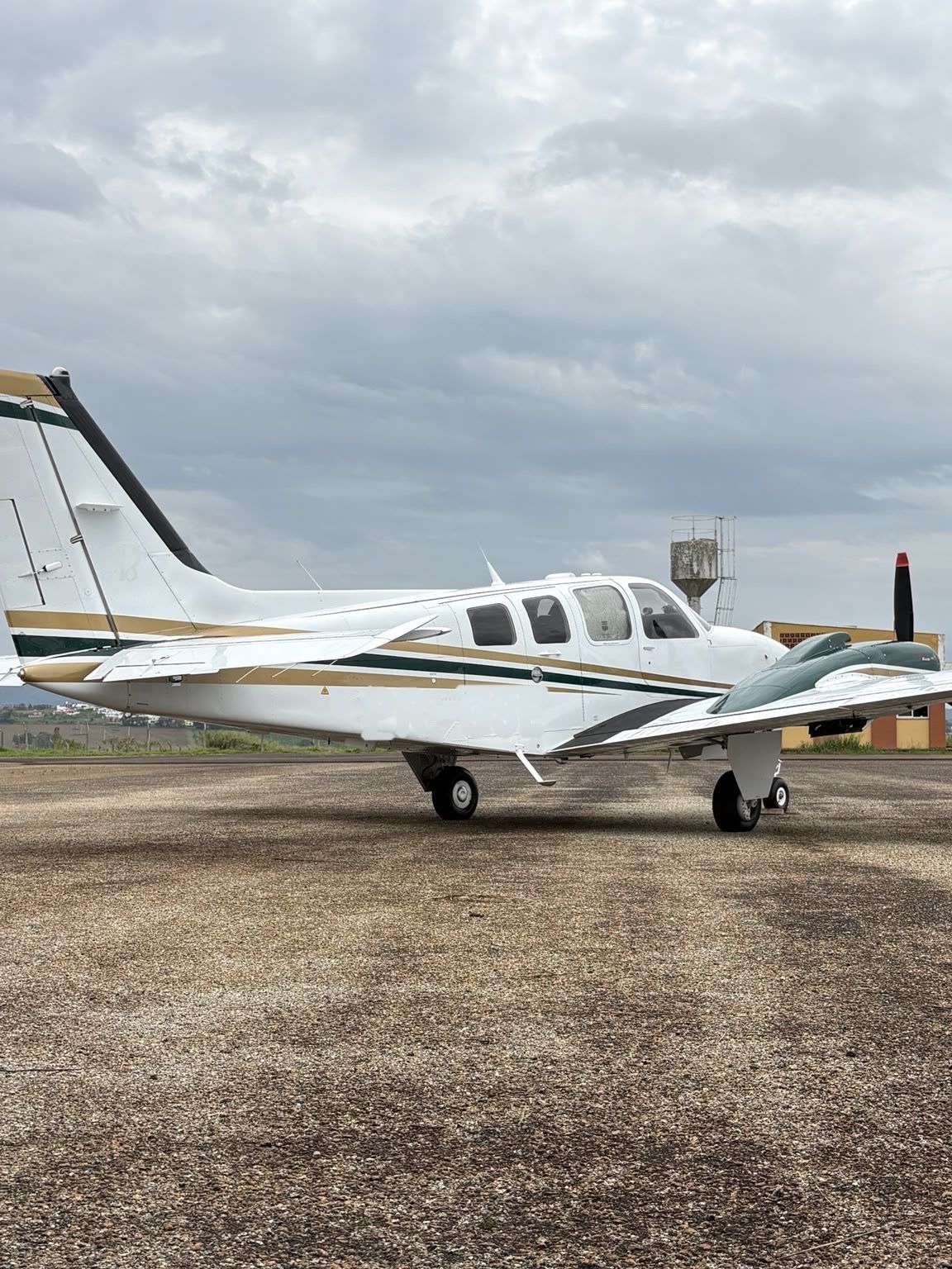 Beechcraft Baron G58 2008, photo 16