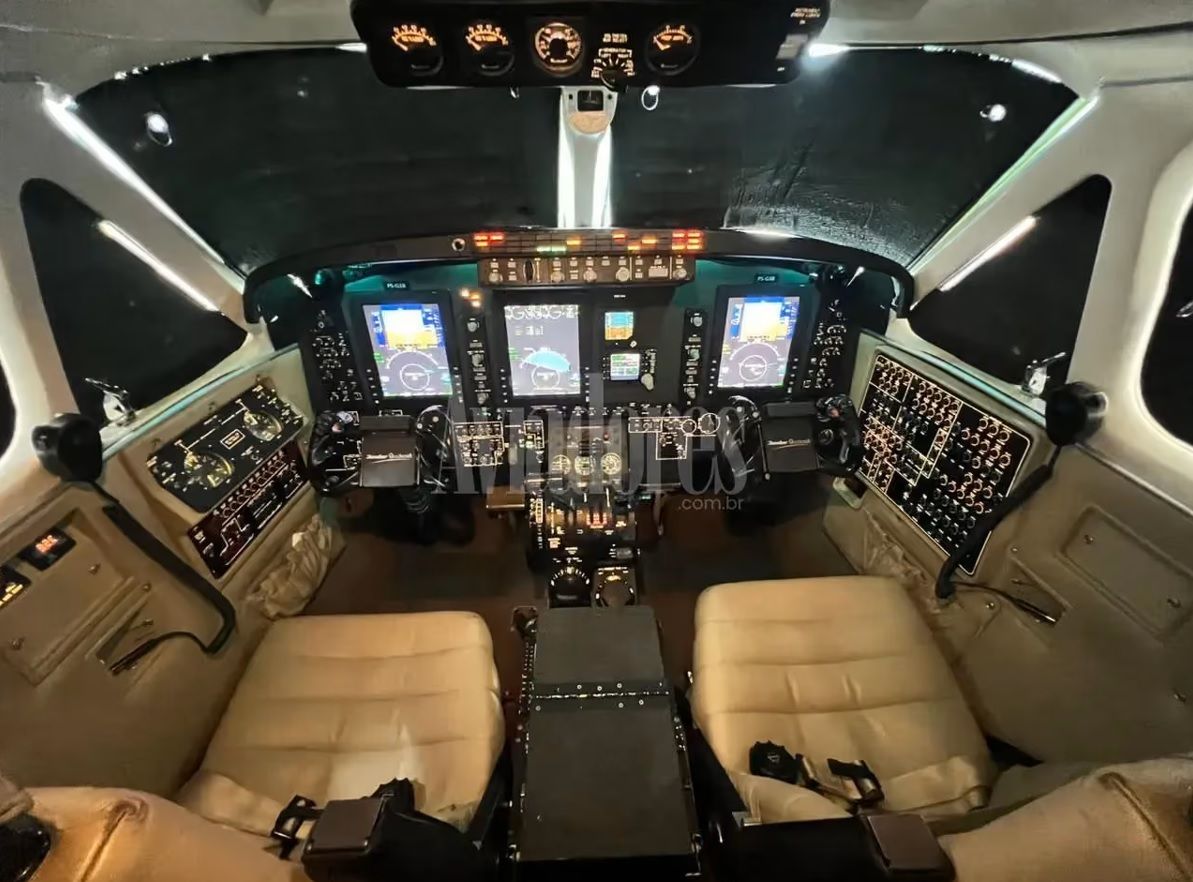 BEECHCRAFT KING AIR C90GTx 2014 — foto 6 de 13