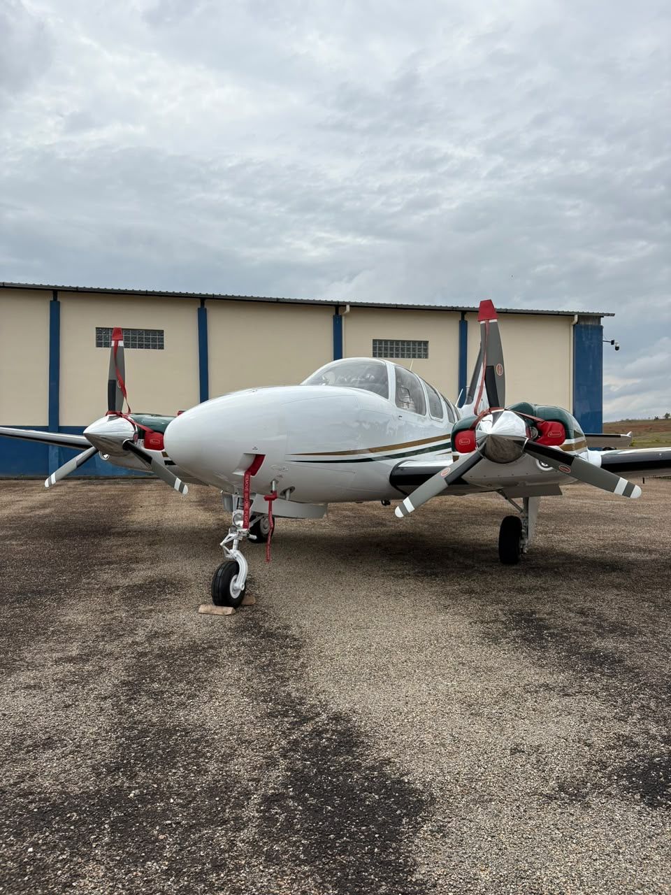 Beechcraft Baron G58 2008, photo 4