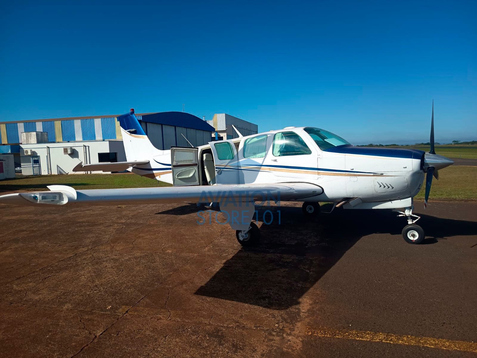 BEECHCRAFT BONANZA A36 1983 — foto 20 de 20