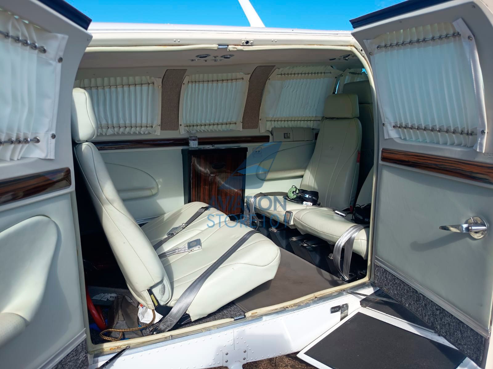 BEECHCRAFT BONANZA A36 1983 — foto 11 de 20