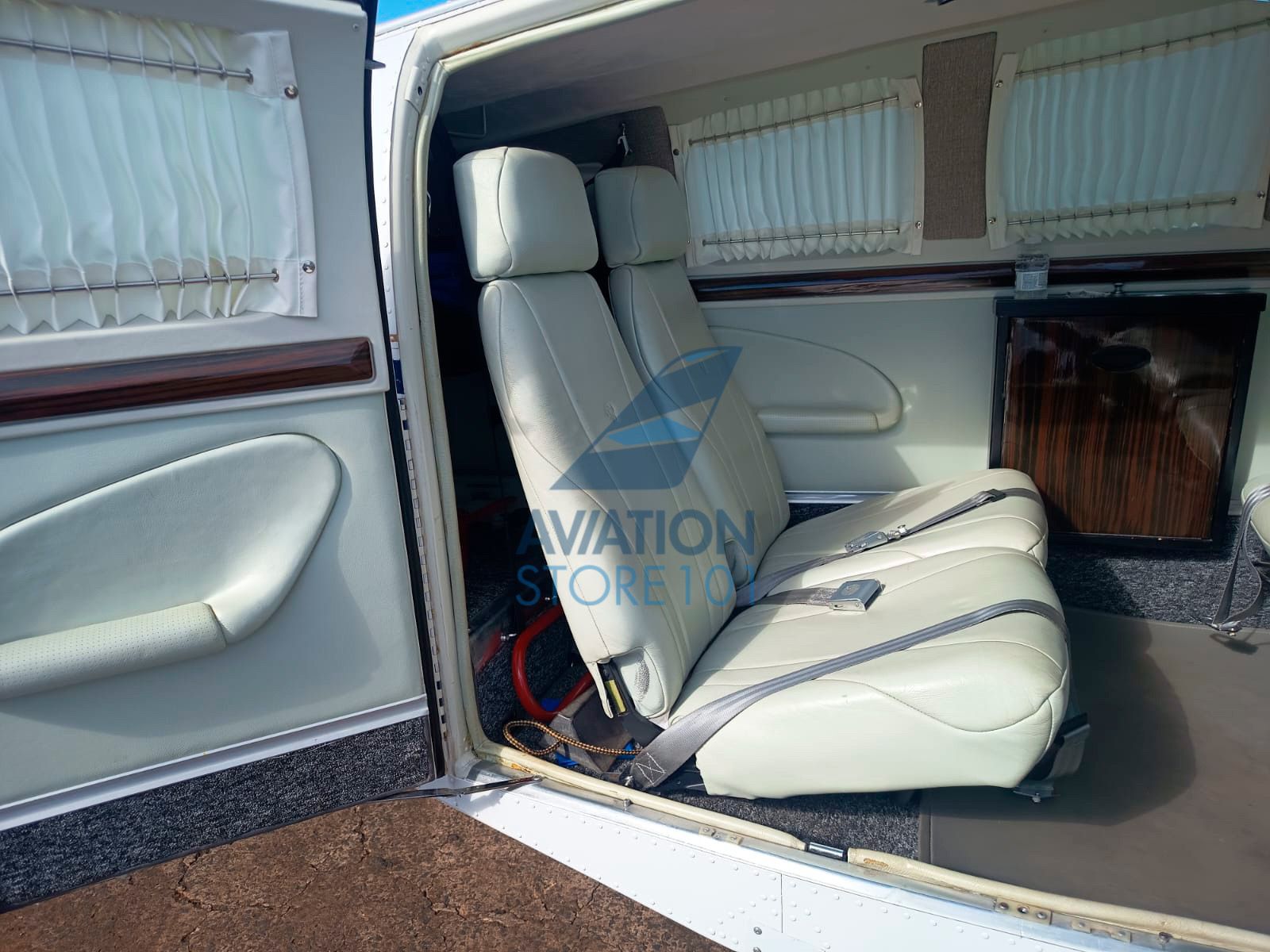 BEECHCRAFT BONANZA A36 1983 — foto 12 de 20