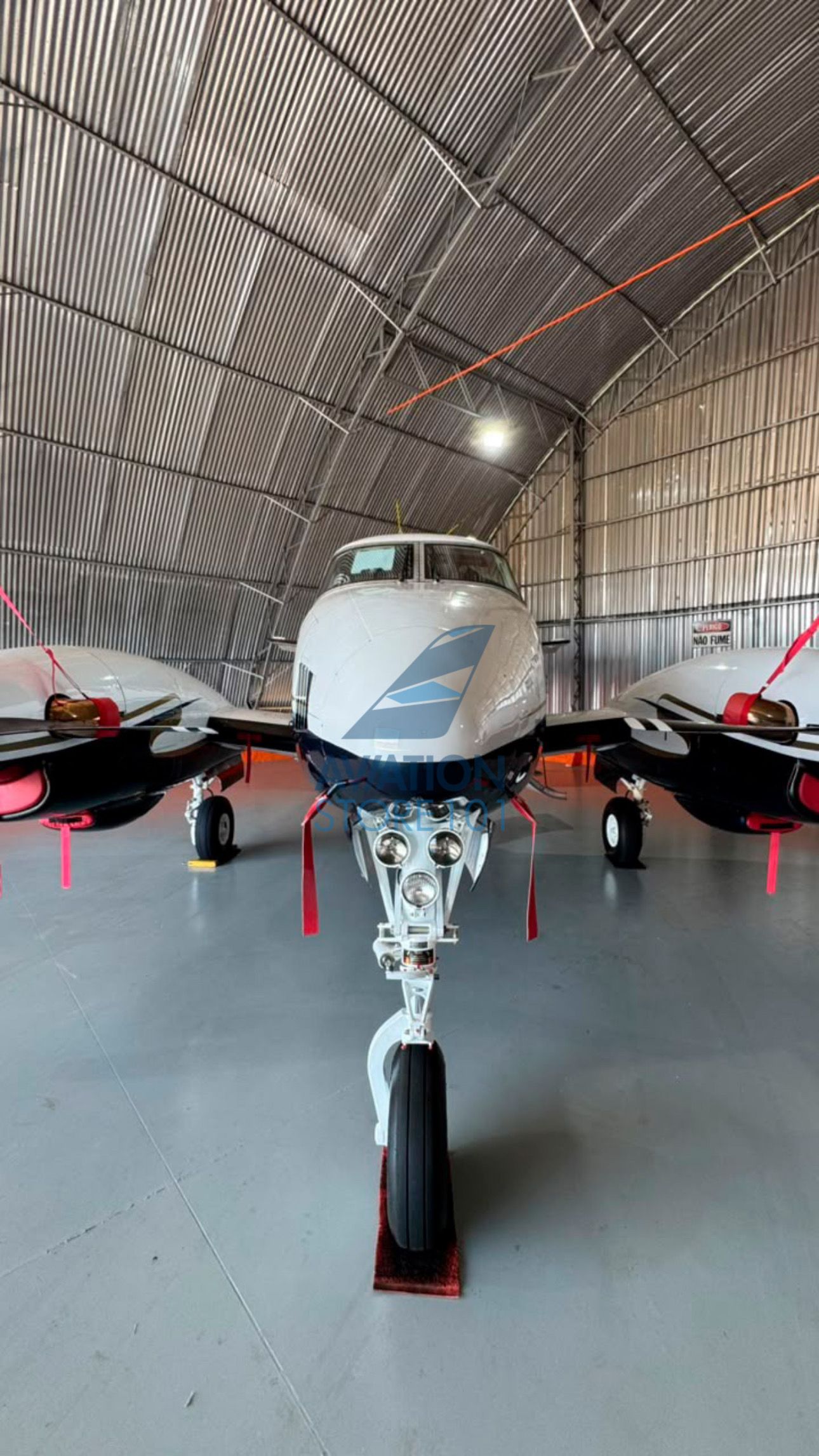 BEECHCRAFT KING AIR C90 1981 — foto 15 de 29
