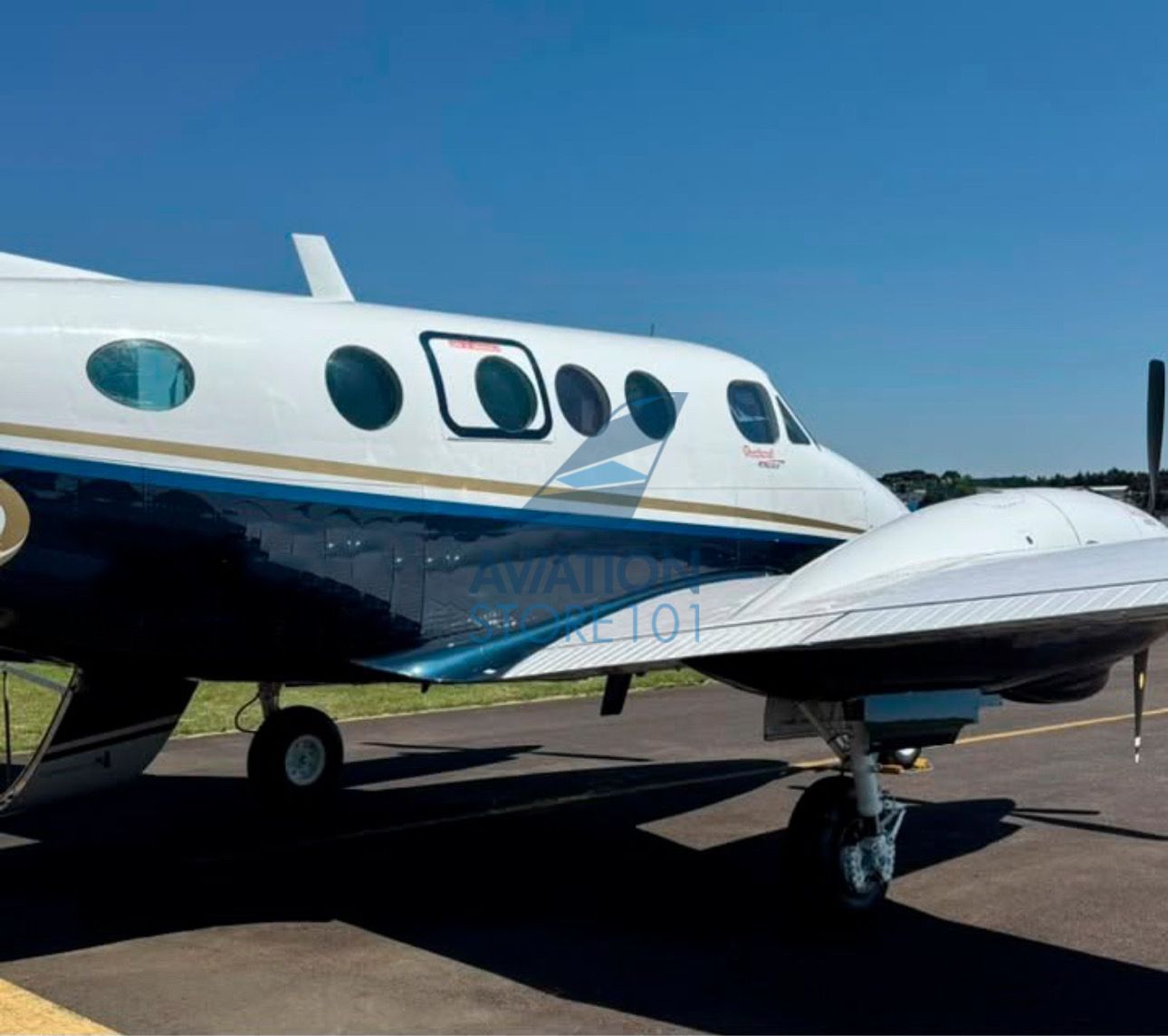 BEECHCRAFT KING AIR C90 1981 — foto 29 de 29