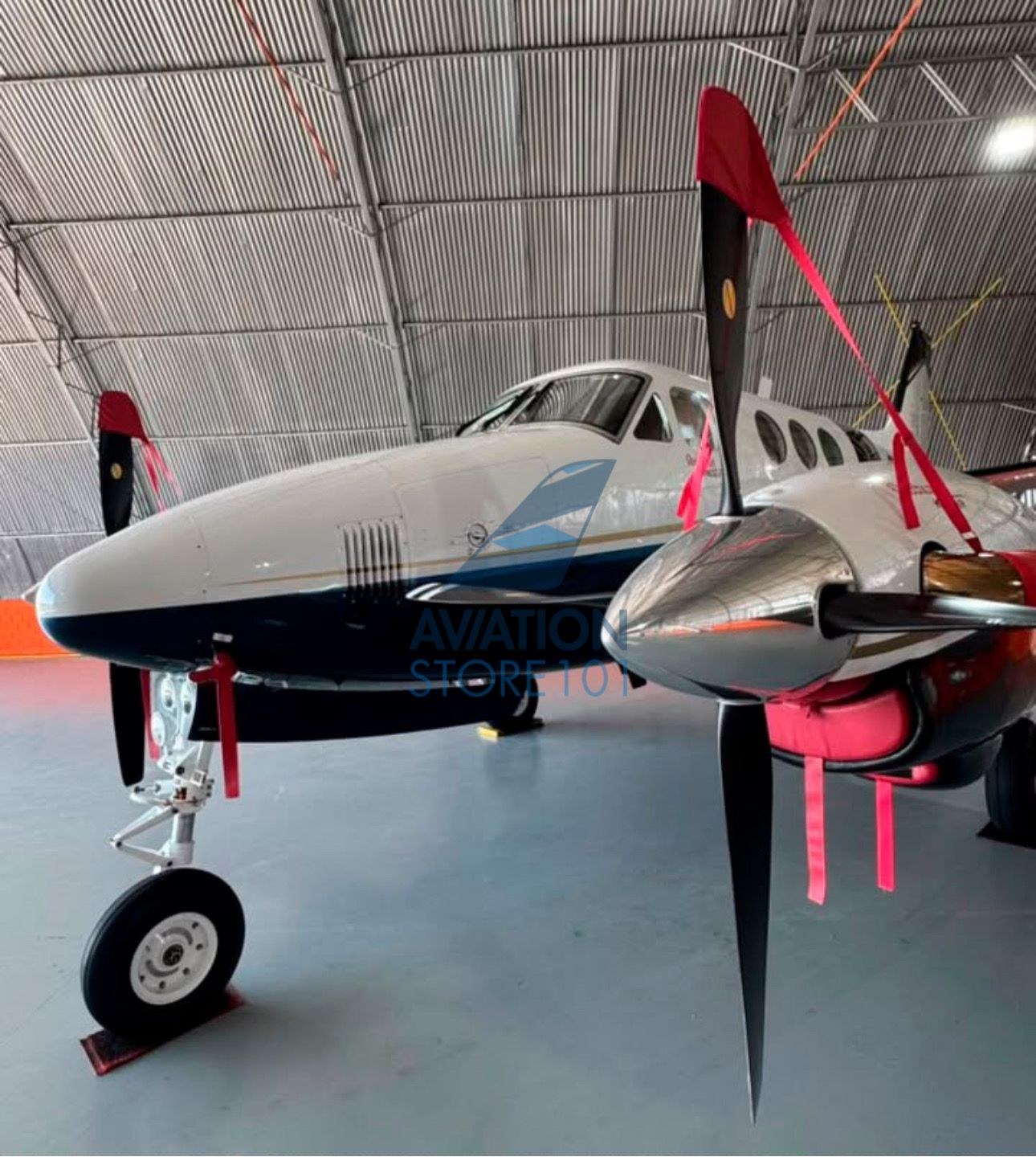 BEECHCRAFT KING AIR C90 1981 — foto 1 de 29