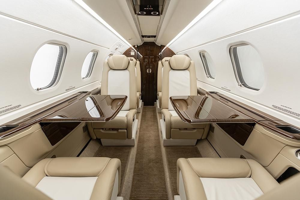 EMBRAER PHENOM 300E 2018 — foto 11 de 12