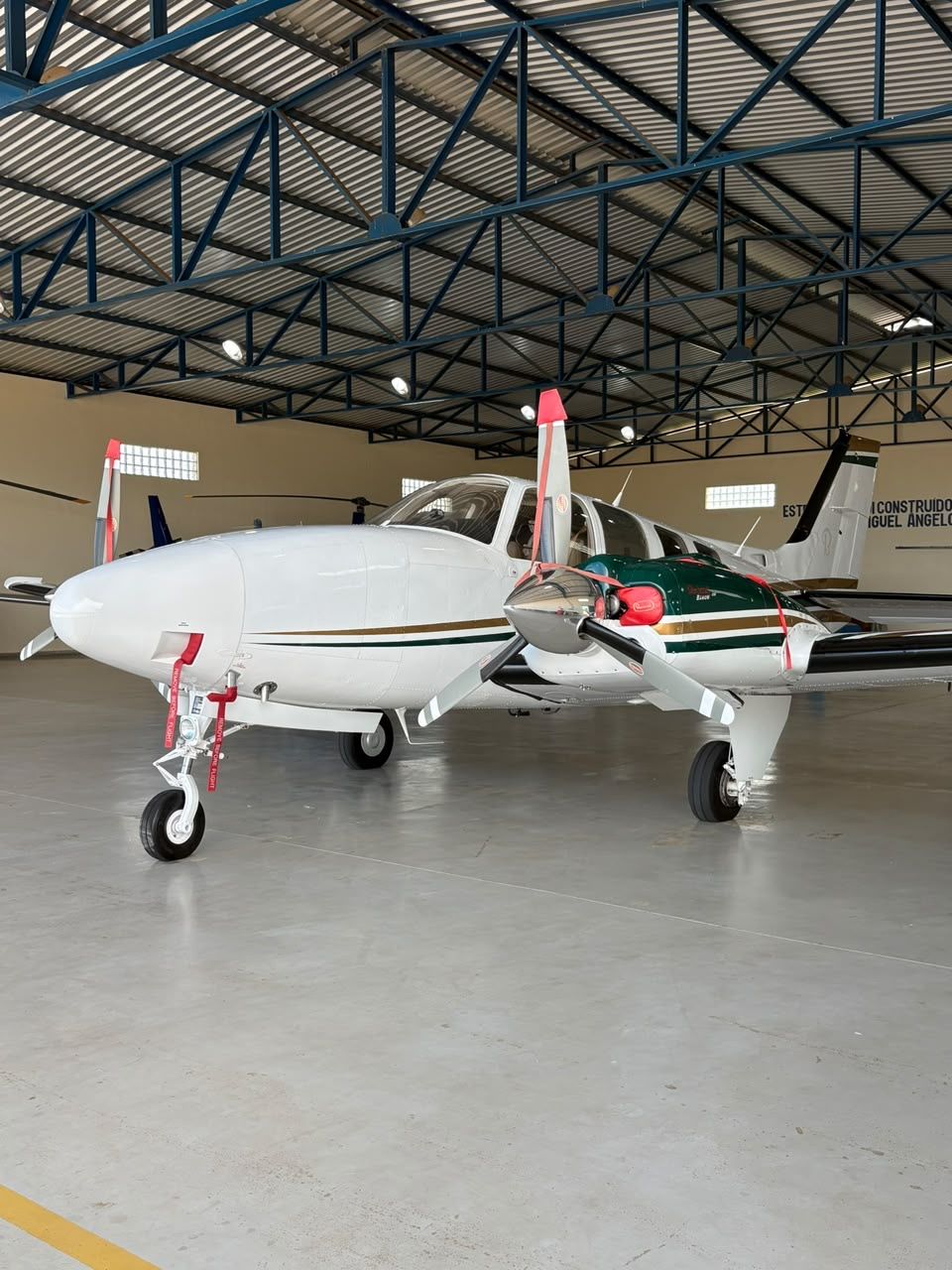 Beechcraft Baron G58 2008, photo 10