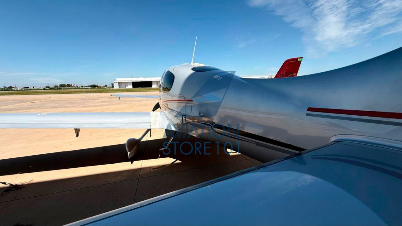 CIRRUS SR22 G3 TURBO 2008 — foto 7 de 16