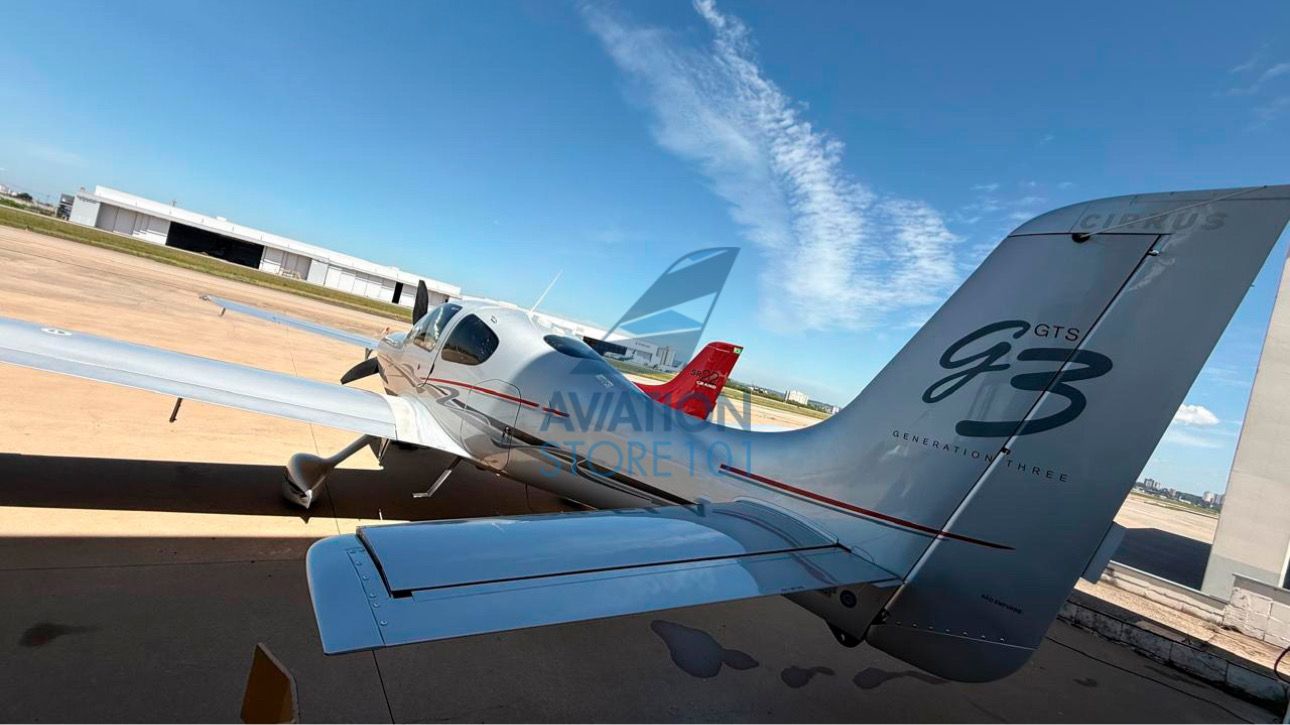 CIRRUS SR22 G3 TURBO 2008 — foto 11 de 16