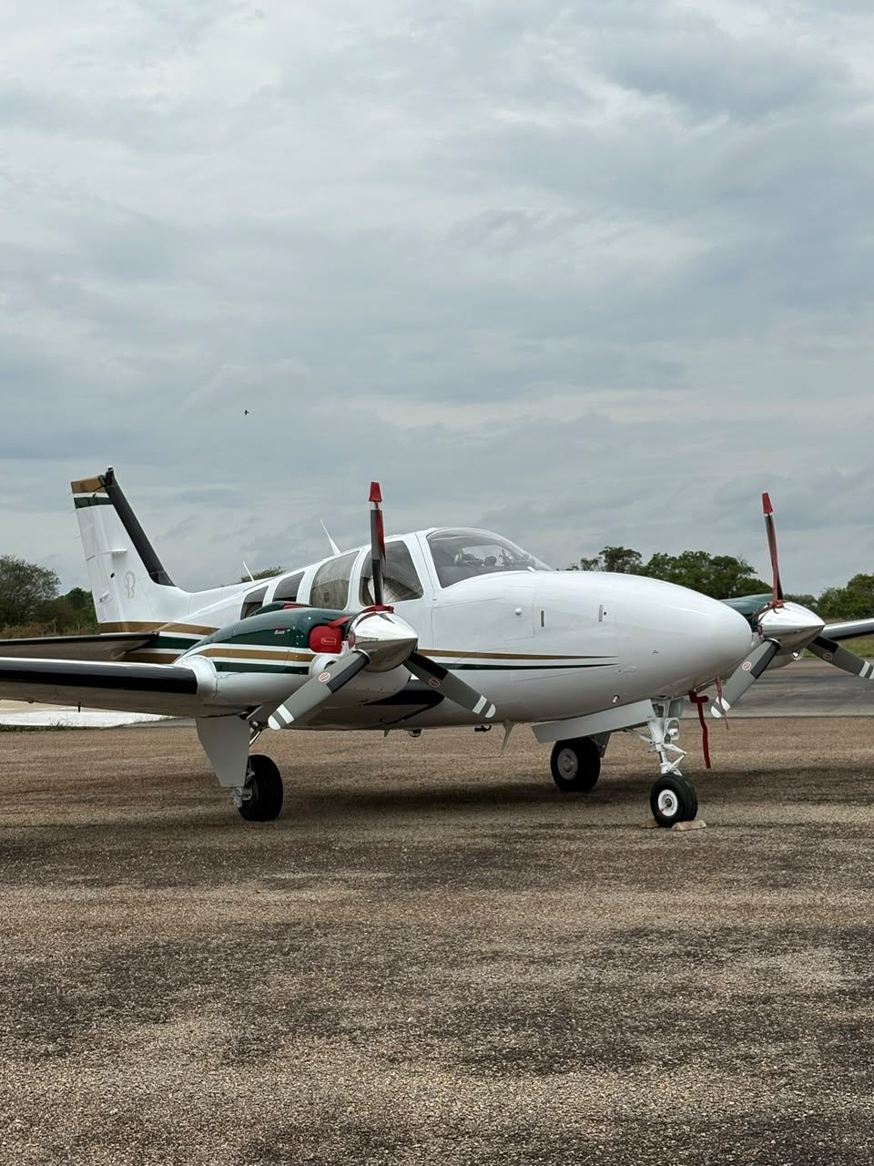Beechcraft Baron G58 2008, photo 13