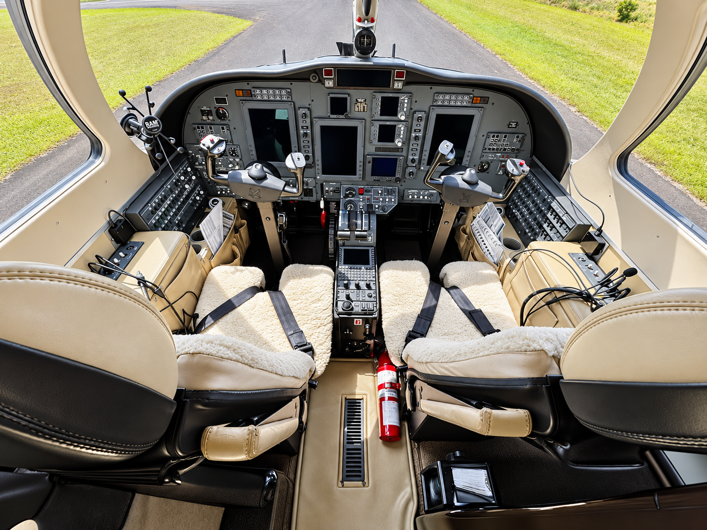 CESSNA CITATION CJ2+ 2012 — foto 16 de 17