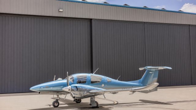 DIAMOND DA62 2019