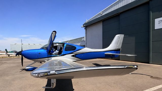 CIRRUS SR22T G7 GTS 2024