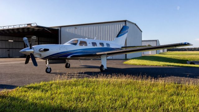 PIPER M500 2015
