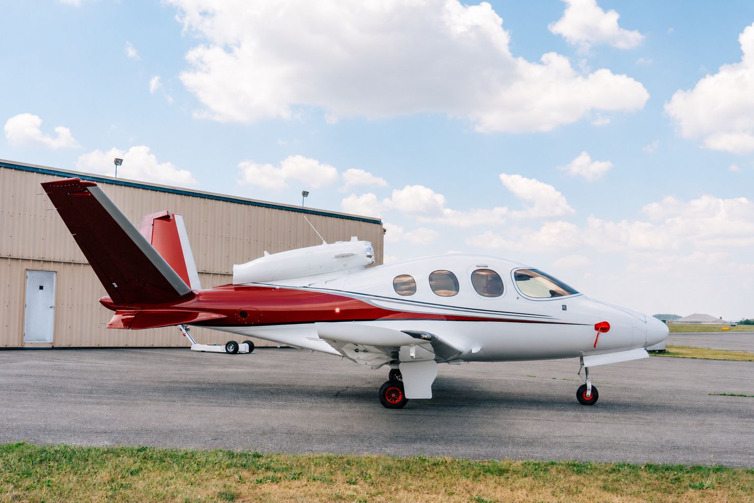 CIRRUS VISION JET SF50 G1 ELITE 2018 — foto 2 de 5