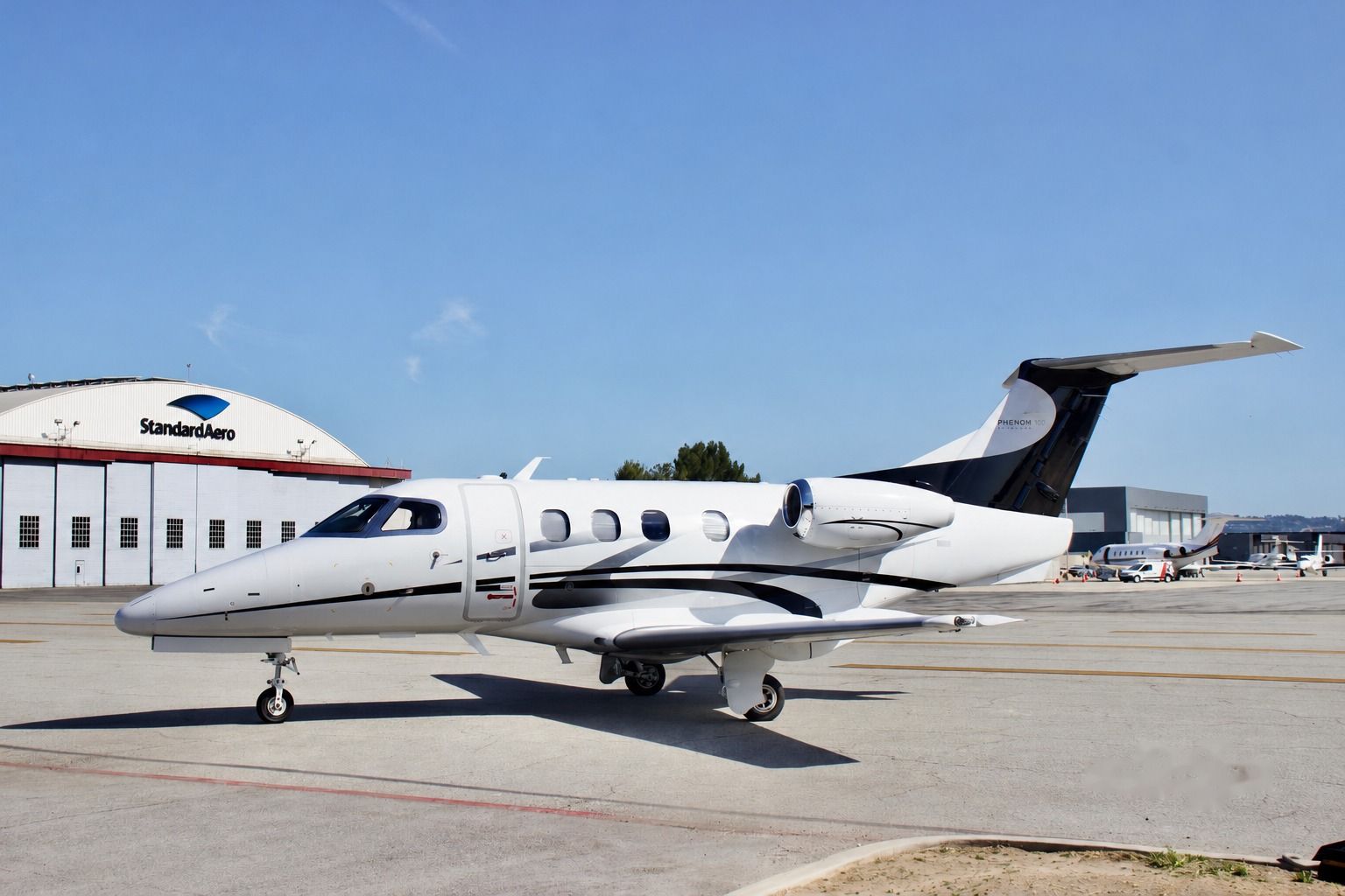EMBRAER PHENOM 100 2009 — foto 2 de 5