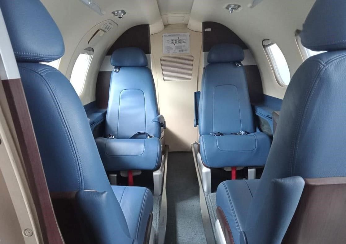EMBRAER PHENOM 100 2010 — foto 2 de 5