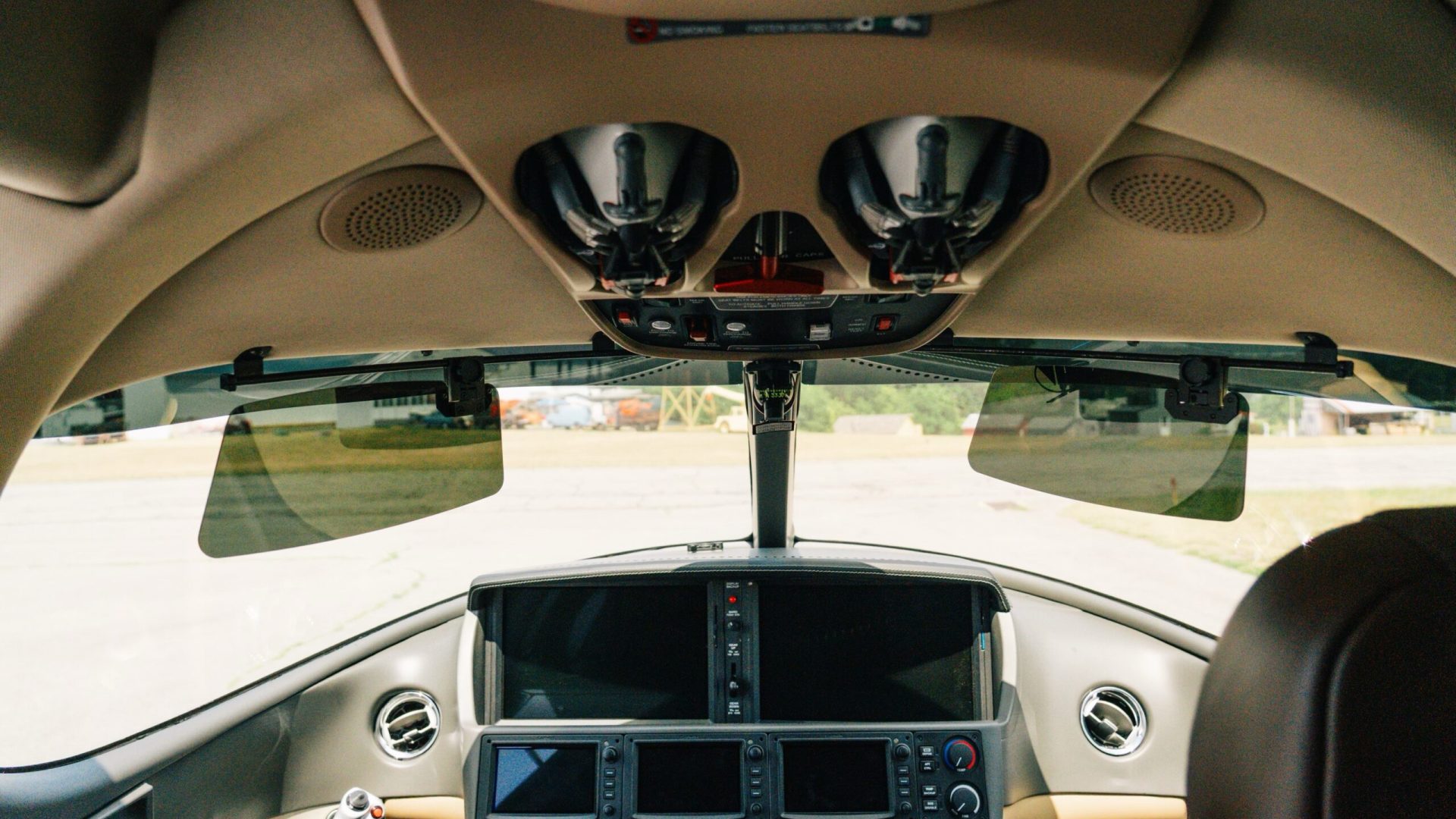 CIRRUS VISION JET SF50 G1 ELITE 2018 — foto 3 de 5