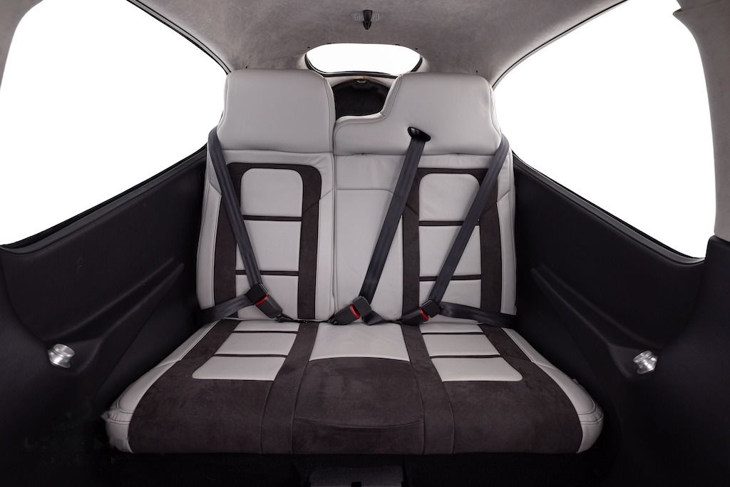 CIRRUS SR22T G6 GTS 2022 — foto 5 de 5
