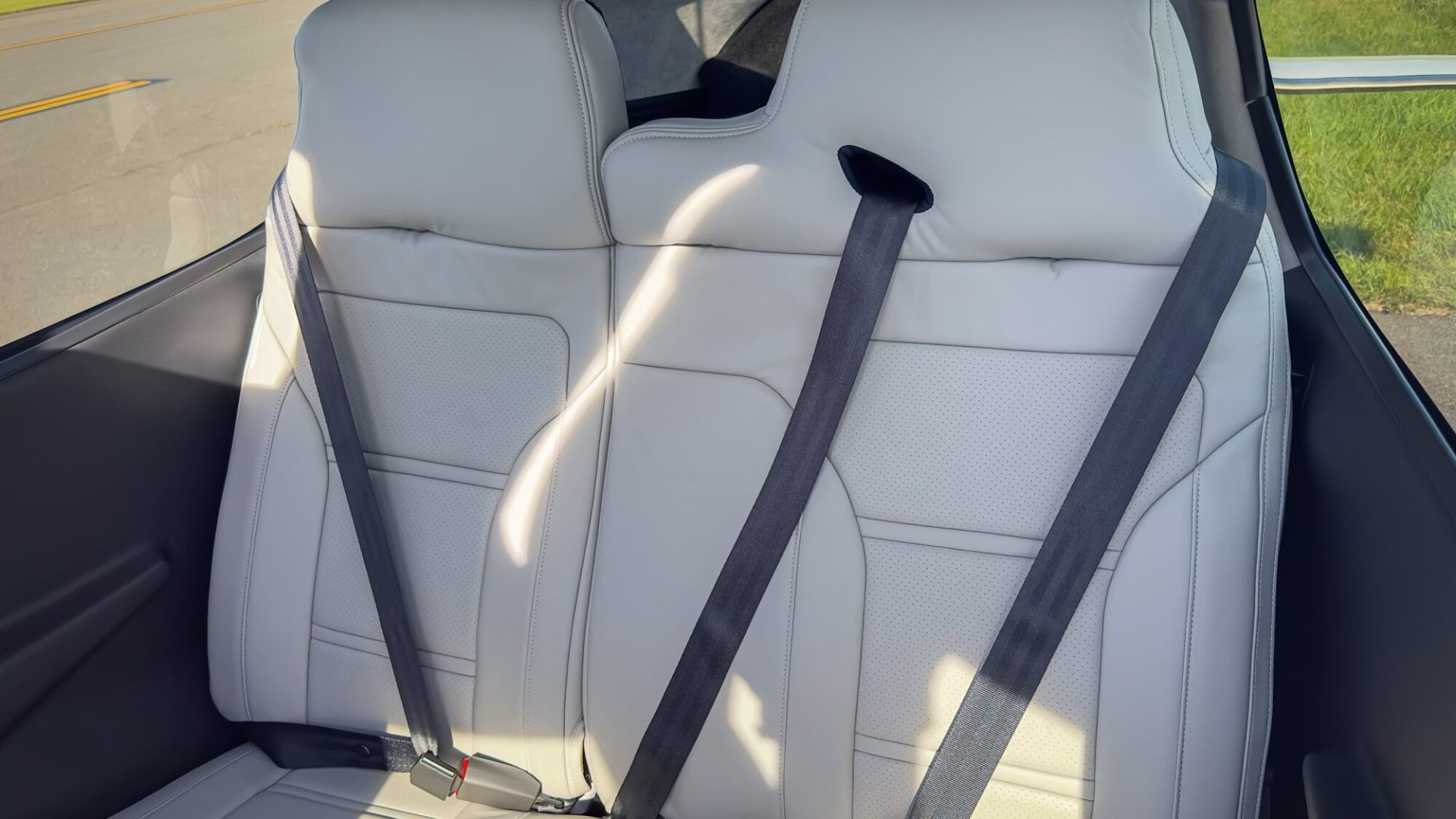 CIRRUS SR22 G6 GTS 2022 — foto 5 de 5