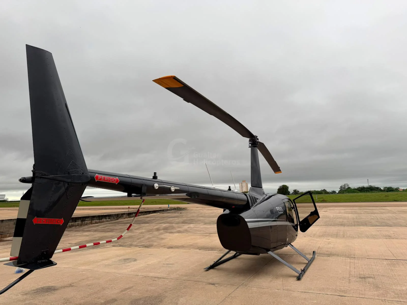 ROBINSON R66 TURBINE 2024 — foto 5 de 13