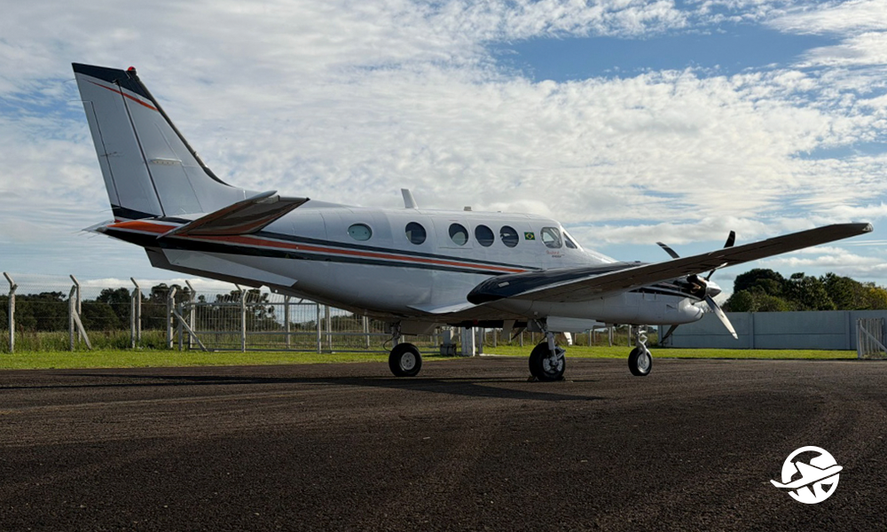 BEECHCRAFT KING AIR C90 GT 2007 — foto 6 de 14