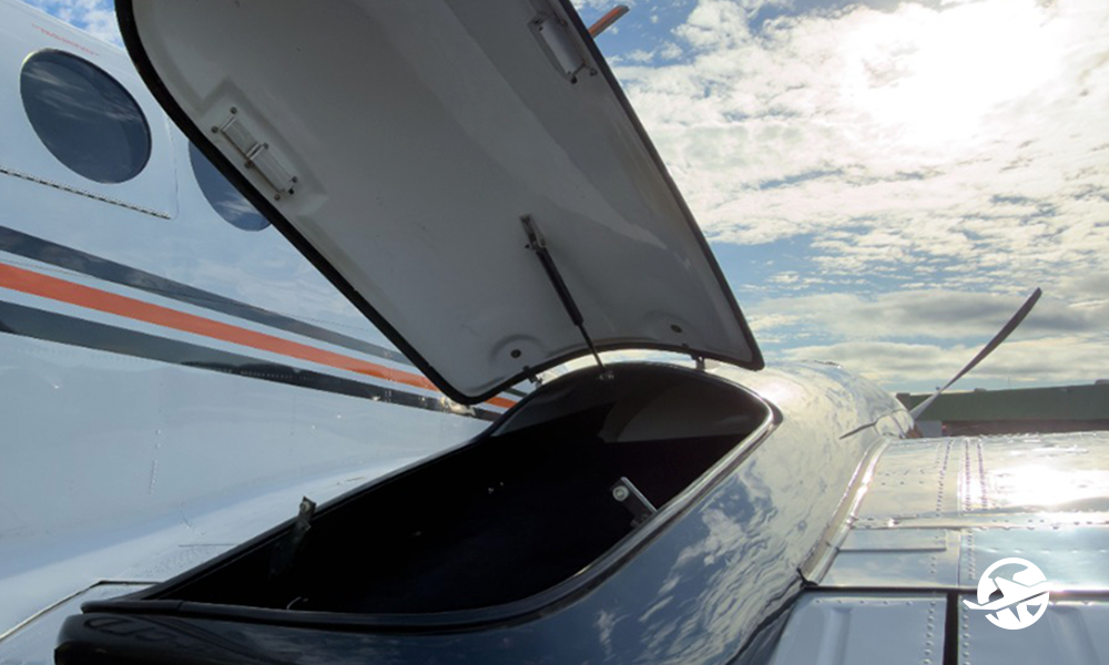 BEECHCRAFT KING AIR C90 GT 2007 — foto 13 de 14