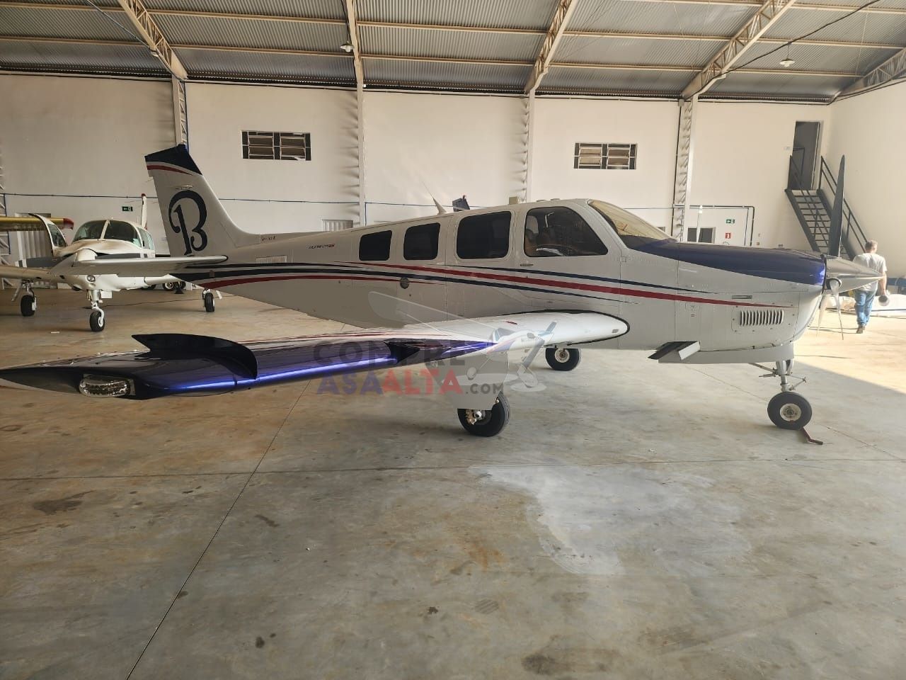 BEECHCRAFT BONANZA G36 2016 — foto 5 de 9