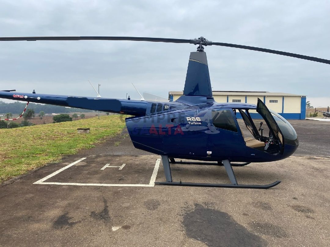 ROBINSON R66 TURBINE 2023 — foto 6 de 13