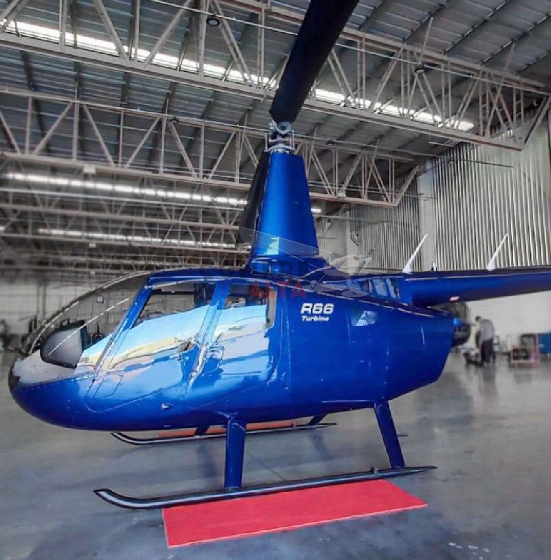 ROBINSON R66 TURBINE 2023 — foto 8 de 13