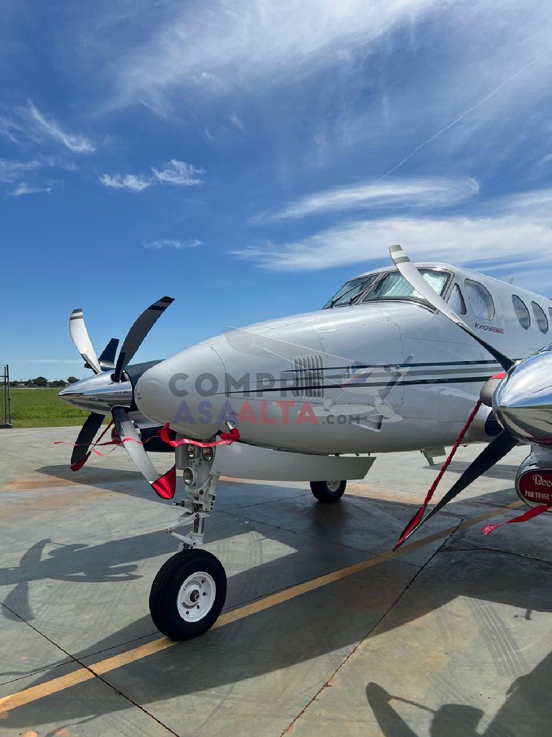 BEECHCRAFT KING AIR C90 GTX 2015 — foto 3 de 18