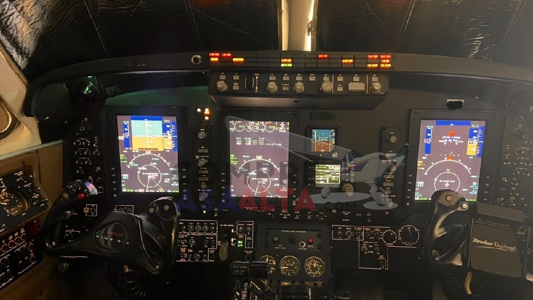 BEECHCRAFT KING AIR C90 GTX 2015 — foto 18 de 18