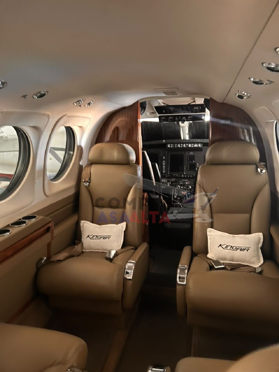 BEECHCRAFT KING AIR C90 GTX 2015 — foto 16 de 18
