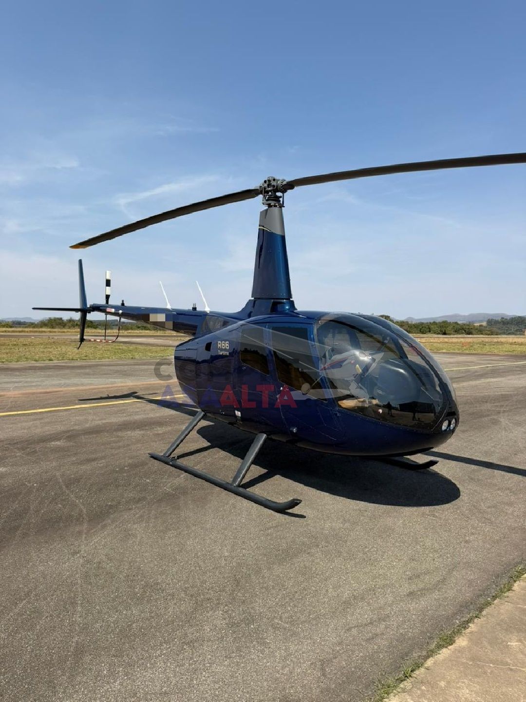 ROBINSON R66 TURBINE 2023 — foto 1 de 13