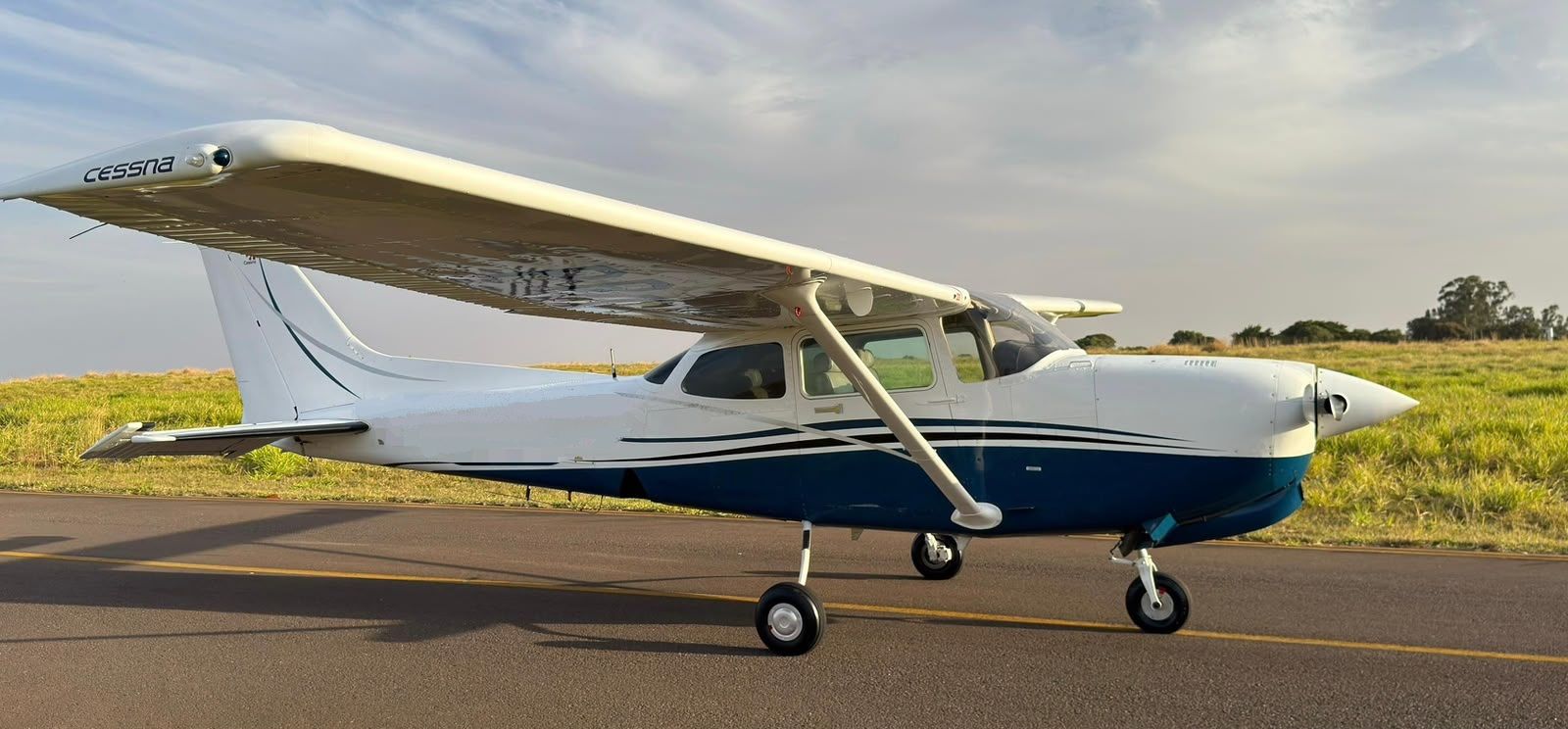 CESSNA 172RG CUTLASS II 1984 — foto 1 de 5