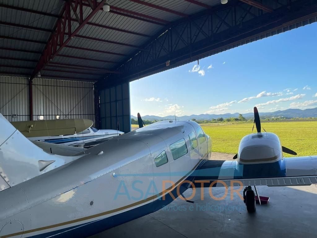 EMBRAER EMB-810D SENECA III 1990 EMBRAER EMB-810D SENECA III 1990
