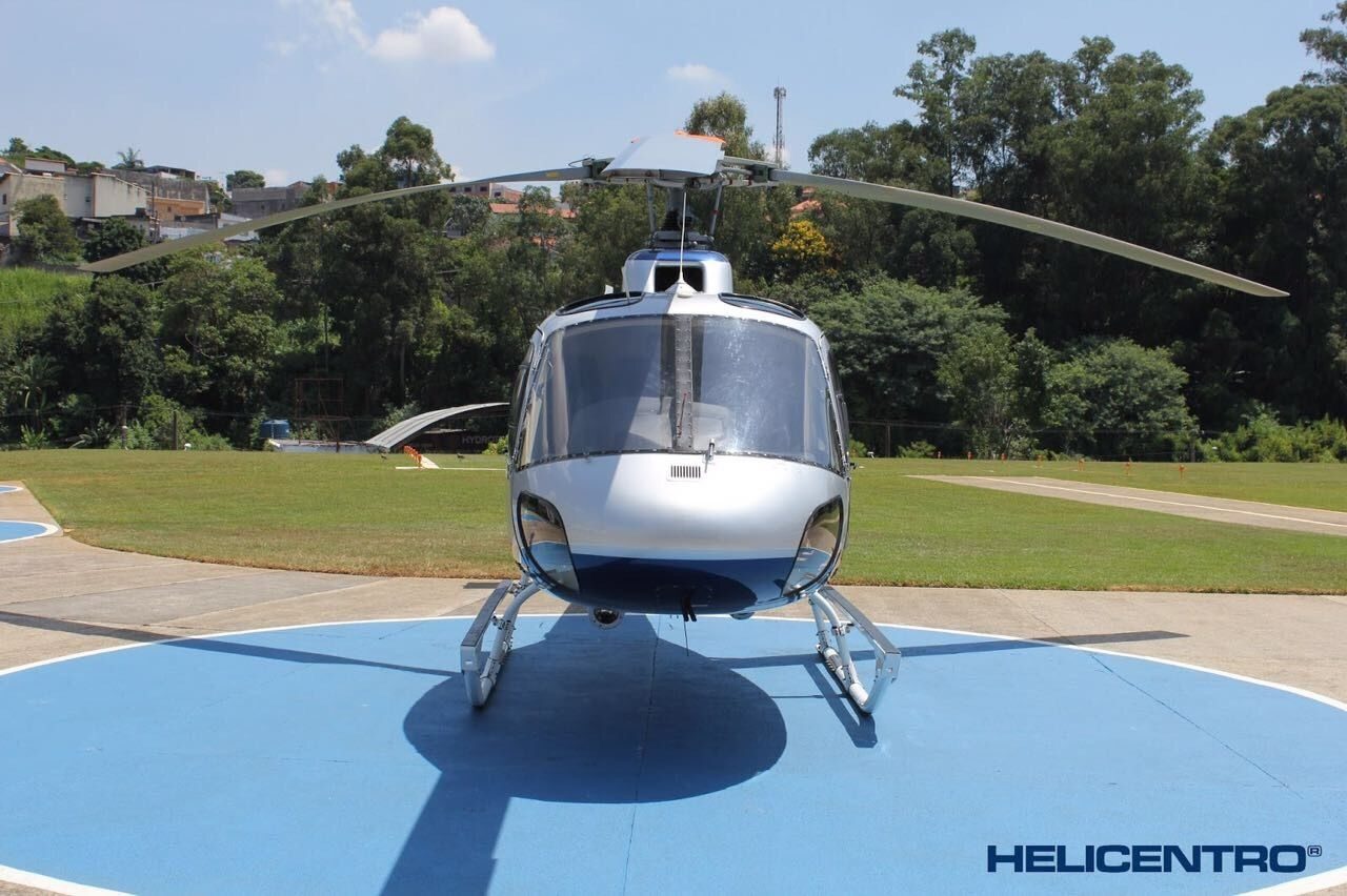 Leilão helicóptero Esquilo AS 350 B2