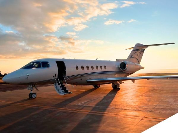 HAWKER 4000 2011